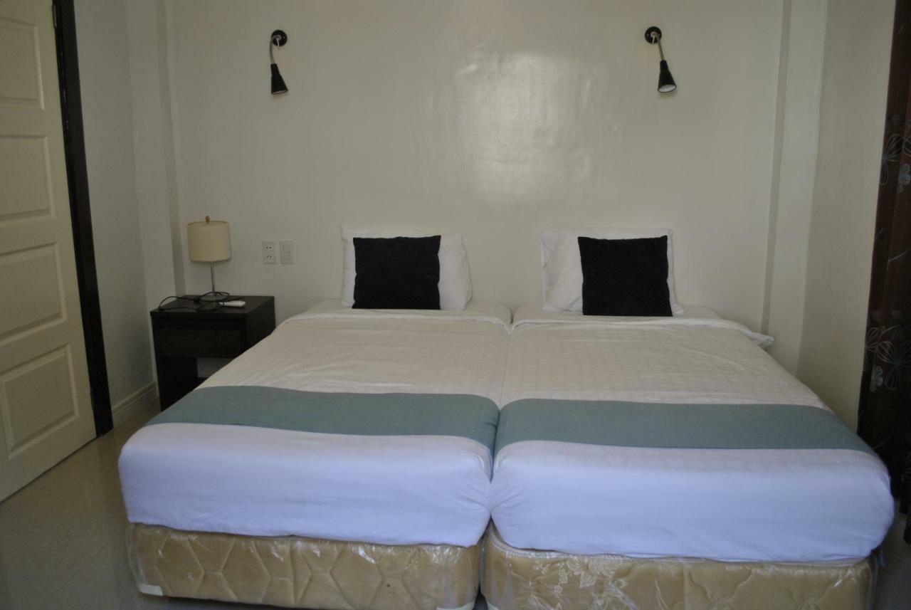 Lagoon Beach Resort Gitagun Екстер'єр фото